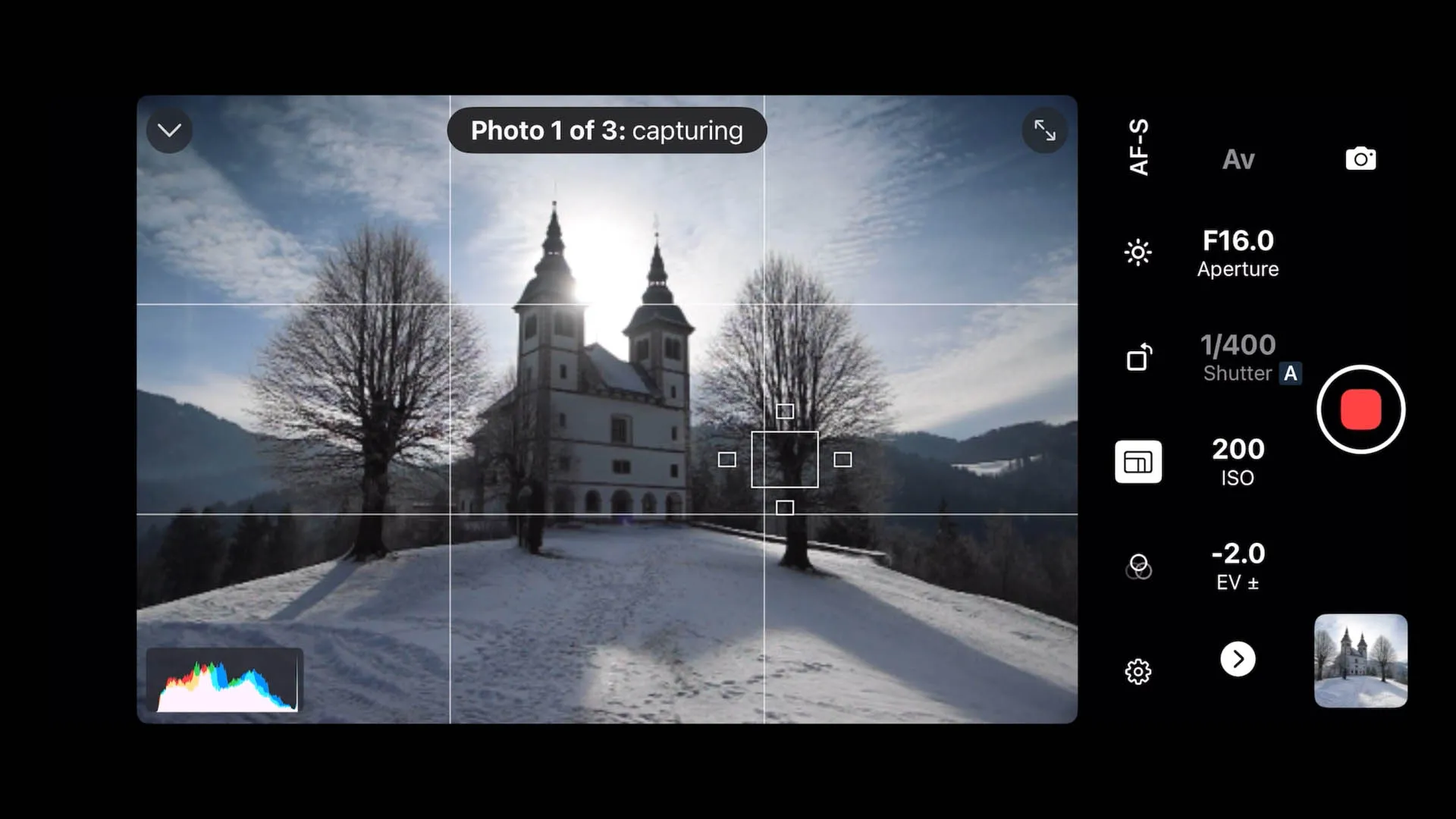 Well exposed photo using Shutter + and its histogram